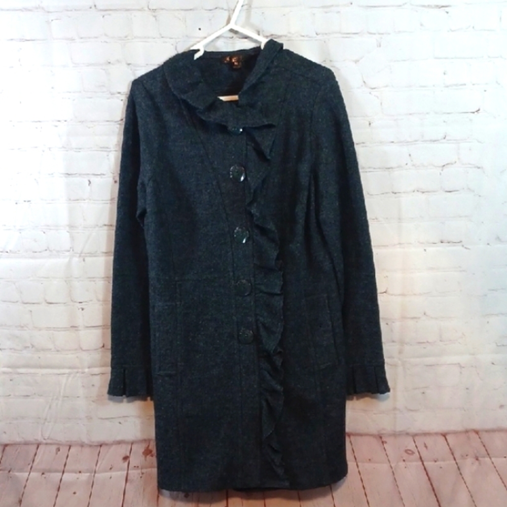 Renuar Ruffled Front Textured Gray Big Buttons  Jacket  M